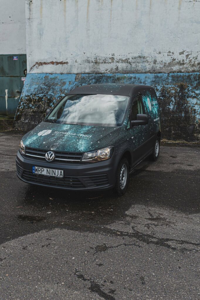 vw caddy synapsa