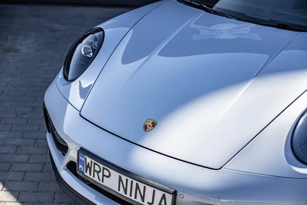 Porsche 911 Carrera4 GTS
