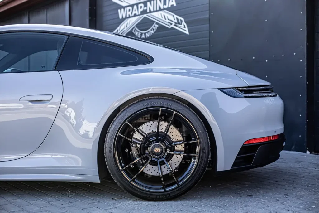 Porsche 911 Carrera4 GTS